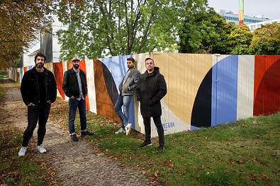 Bauzaun-Gestaltung von Boa Mistura für das Bauhaus-Archiv / Museum für Gestaltung, Oktober 2020, Foto: Catrin Schmitt